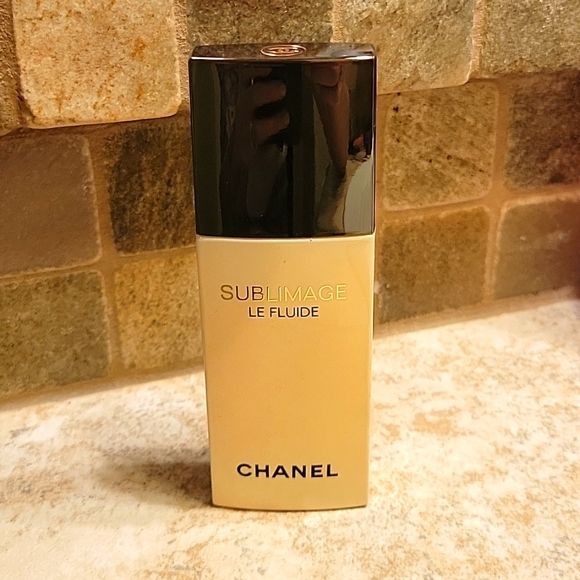 Chanel SUBLIMAGE Le Fluide Ultimate Skin Revitalisation