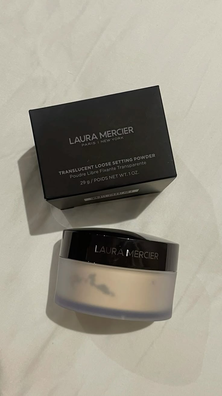 Laura Mercier Translucent Loose Setting Powder